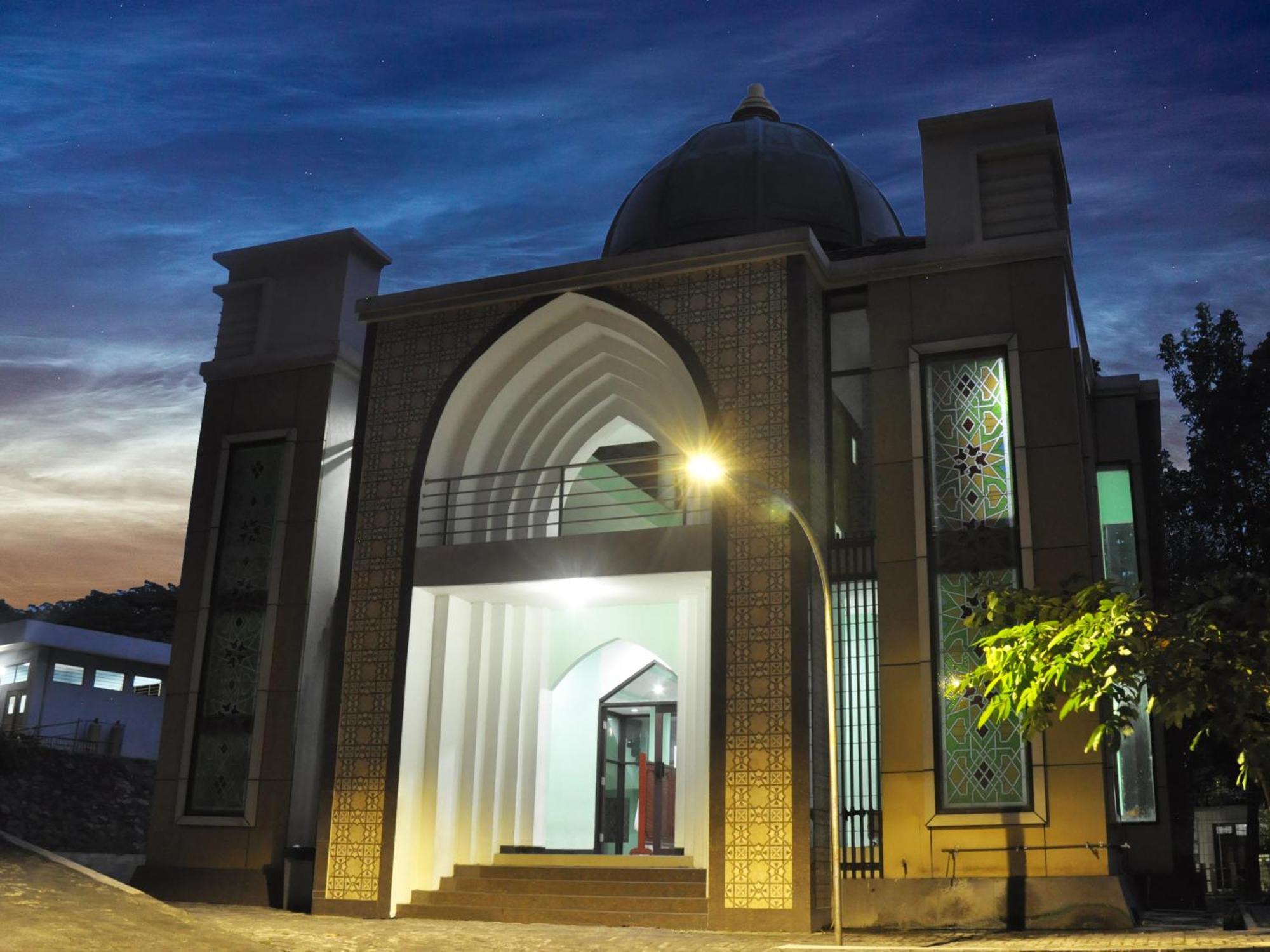Utc Hotel Semarang Exteriér fotografie