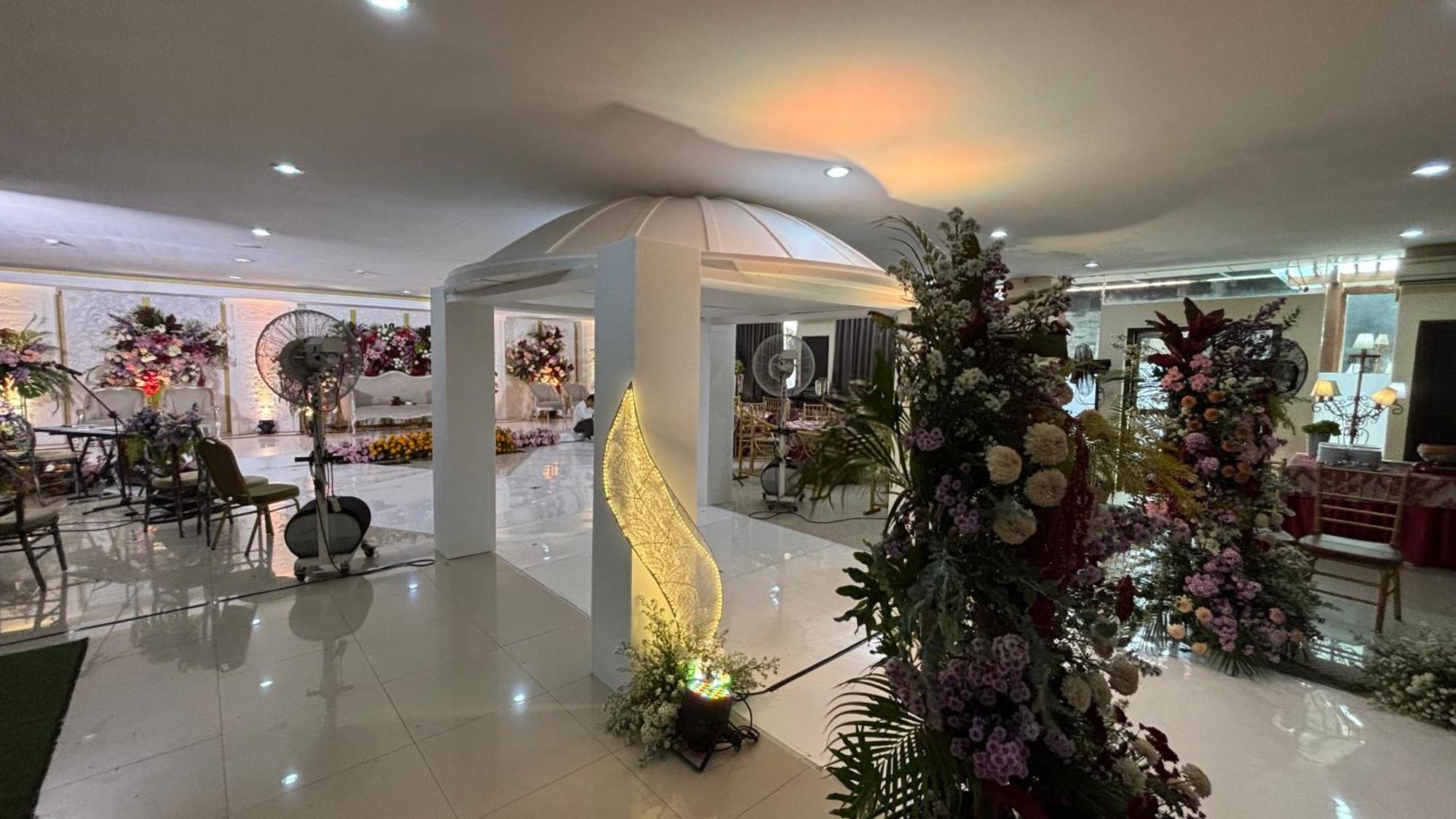 Utc Hotel Semarang Exteriér fotografie